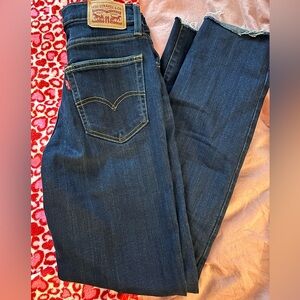 LEVIS 724 HIGH RISE STRAIGHT JEAN EUC - 27